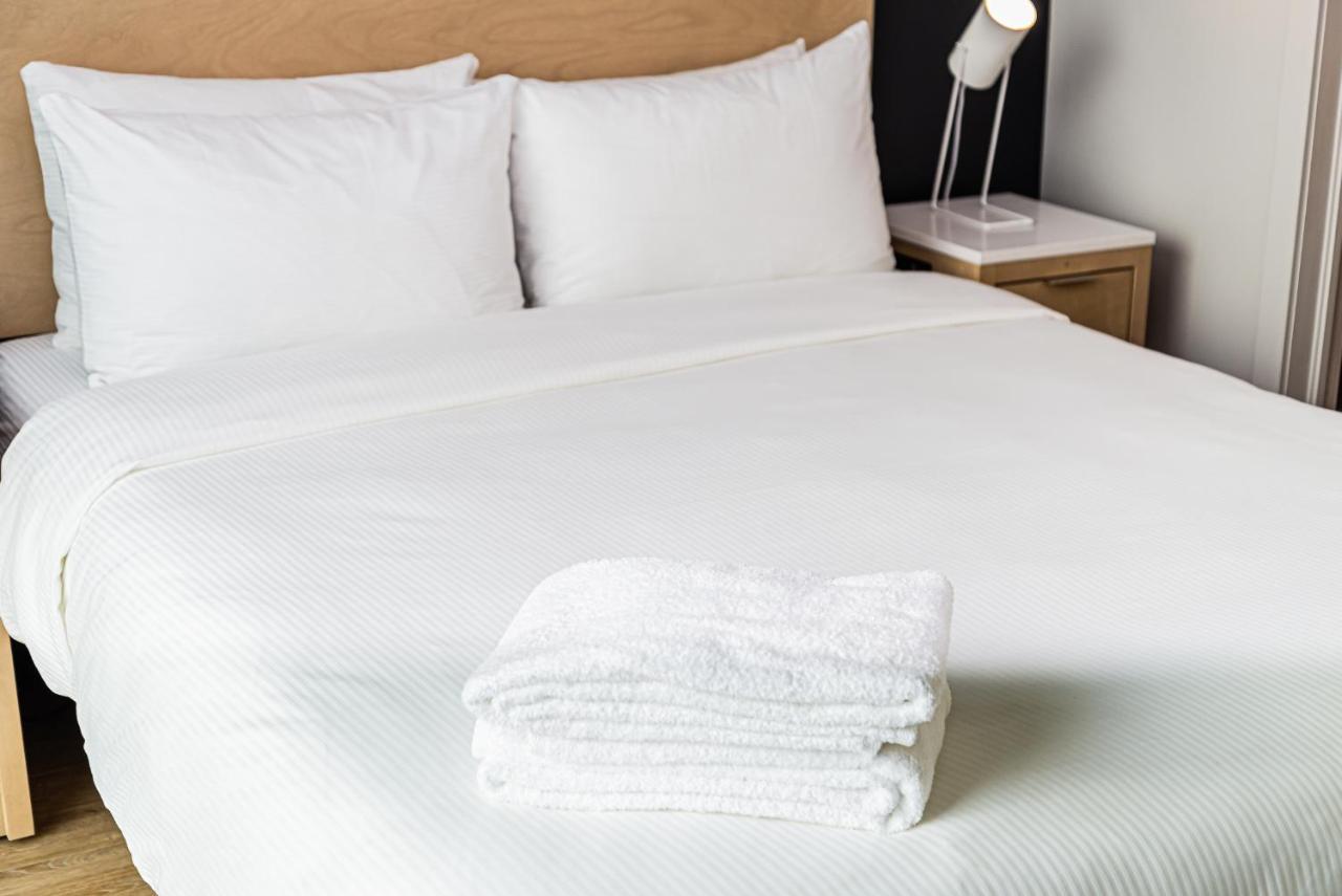Werfy Luxury Apart-Hotel มอนทรีอัล ภายนอก รูปภาพ
